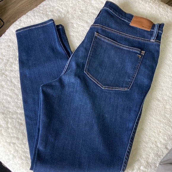 Madewell high-rise skinny jeans - Picture 9 of 10